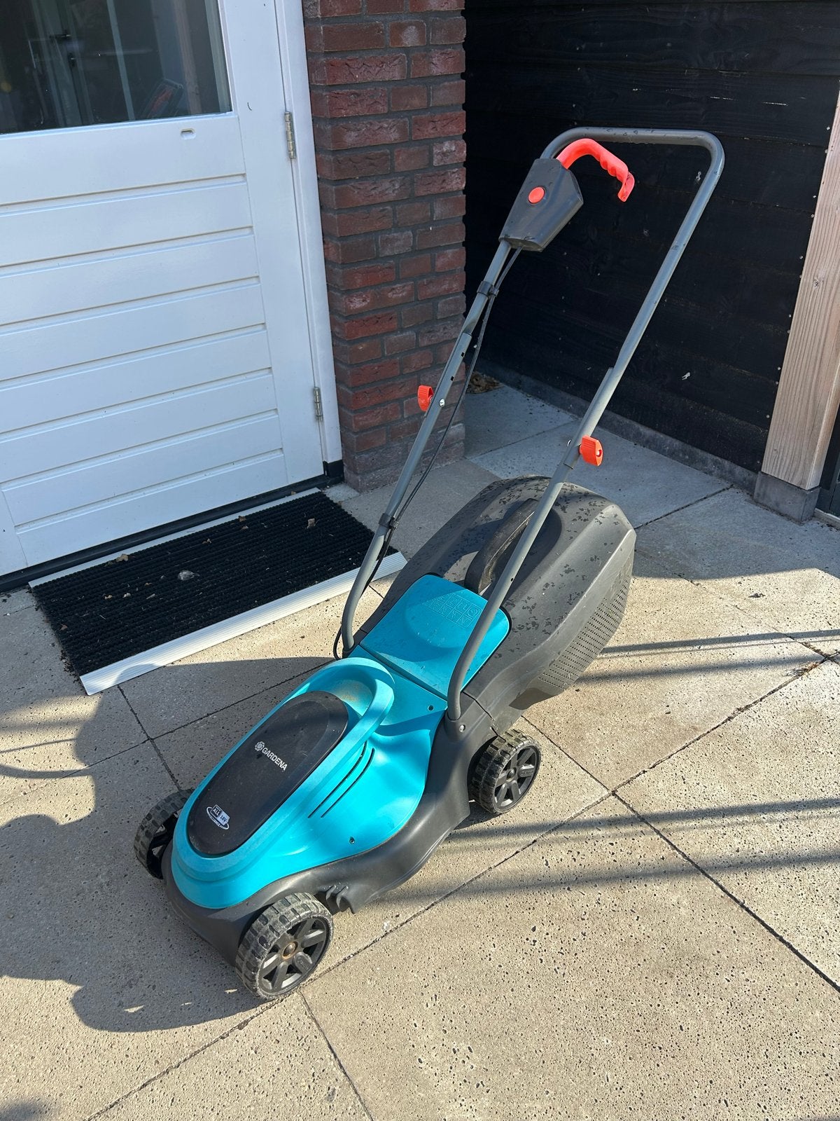 Gardena Accu Grasmaaiers: Handymower & PowerMax 30, Ophalen, Gebruikt, 30 t/m 39 cm, Accu-grasmaaier