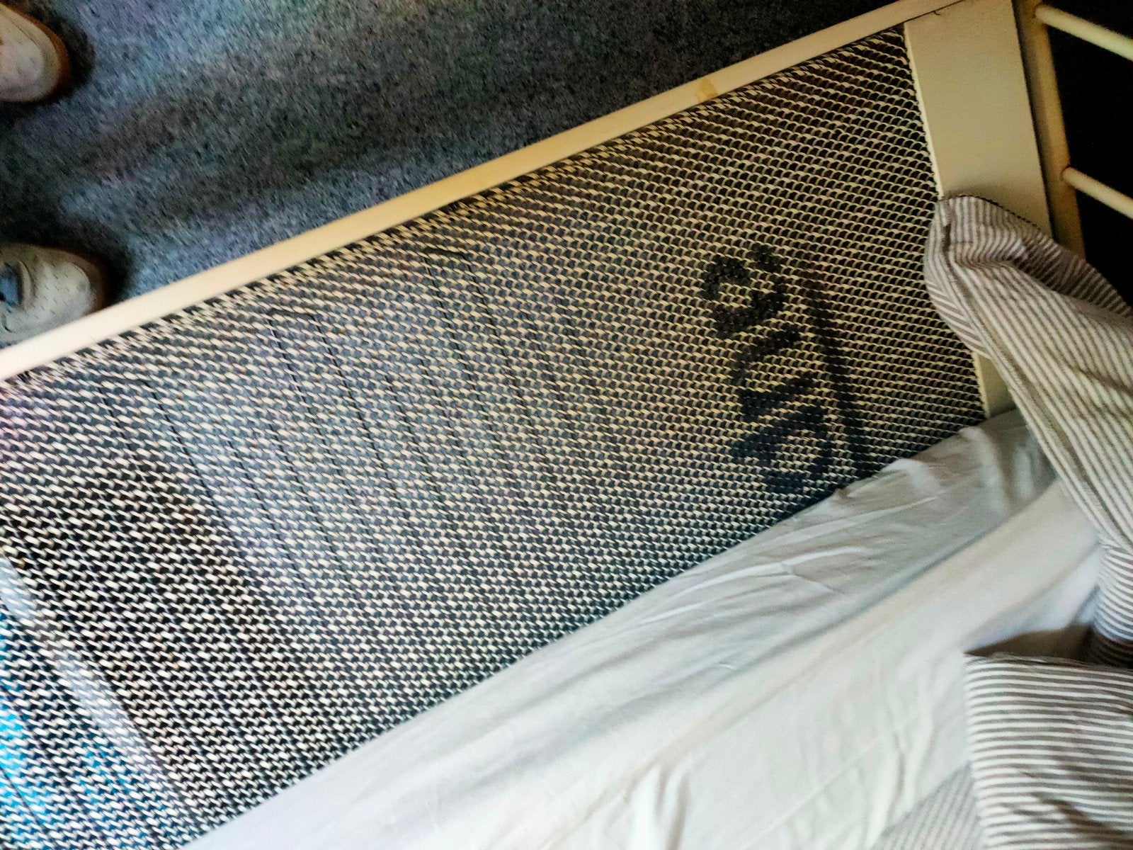 Eenpersoonsbed met metalen frame - Wit, Ophalen, Gebruikt, Eenpersoons, 80 cm