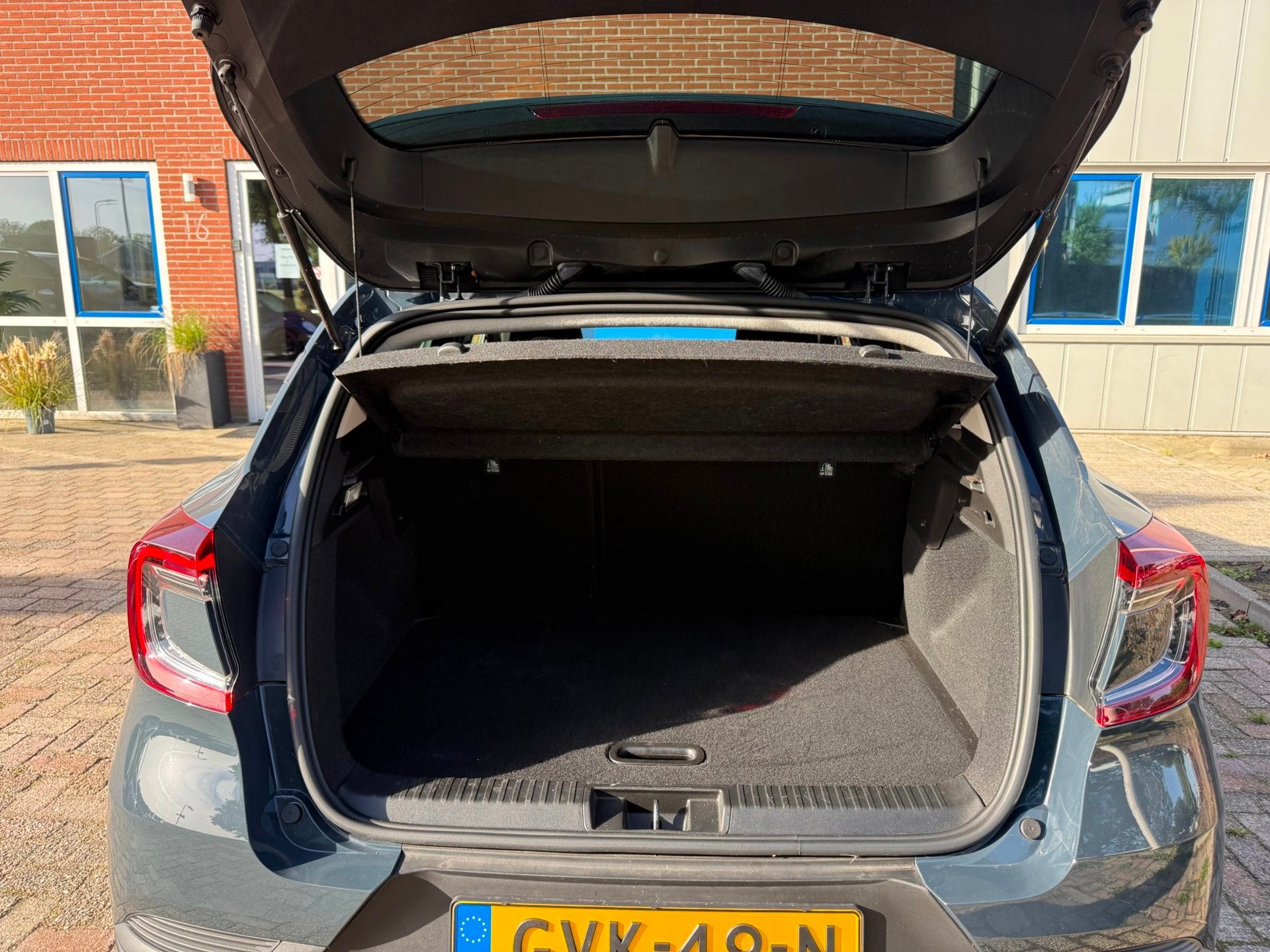 Foto 10 van Renault CAPTUR 1.3 TCe 130 Zen Automaat