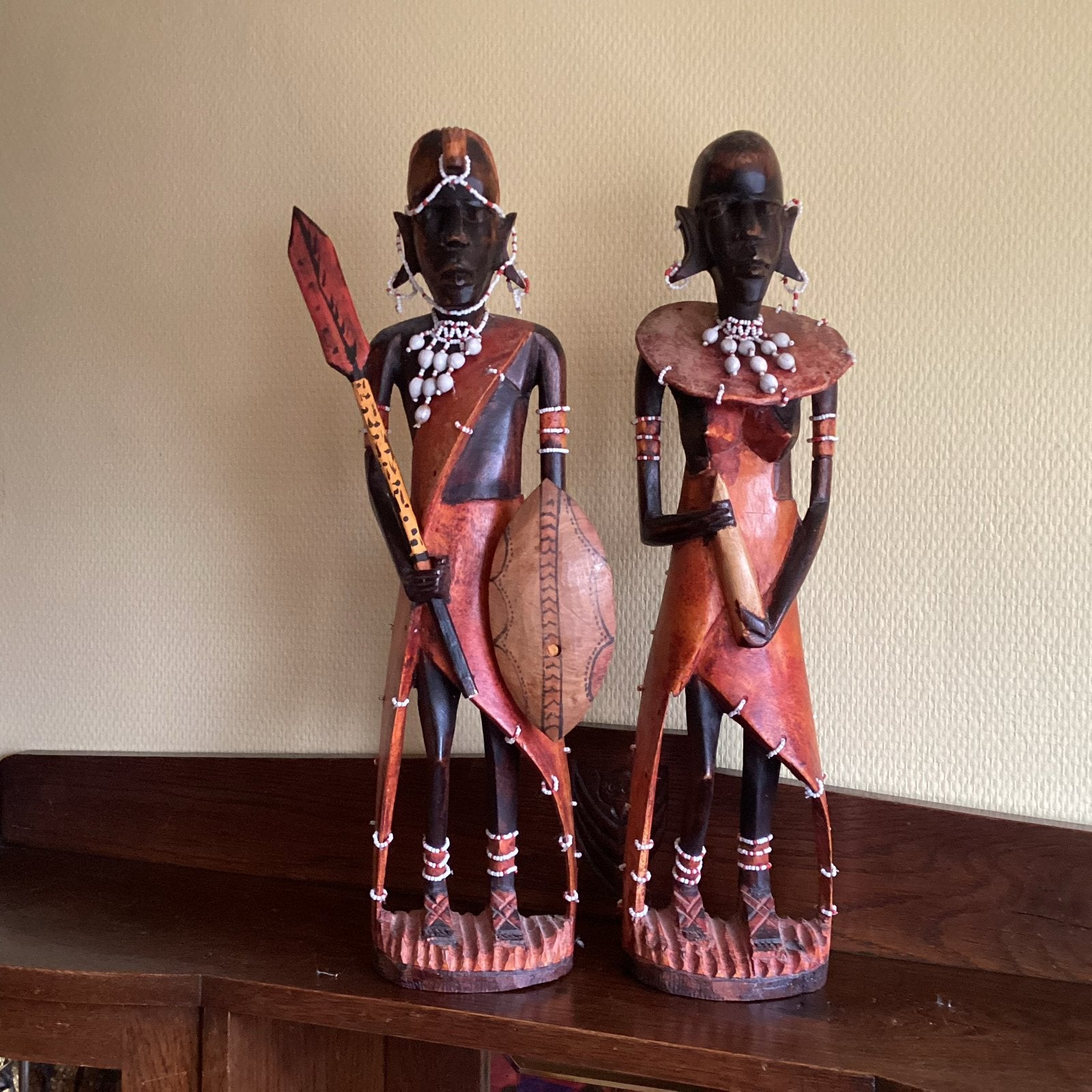 2x Afrikaanse beelden, krijgers Masai, 45 cm hoog, SAMEN 20€, Antiek en Kunst, Hout, Afrika, Ophalen of Verzenden, Meerkleurig