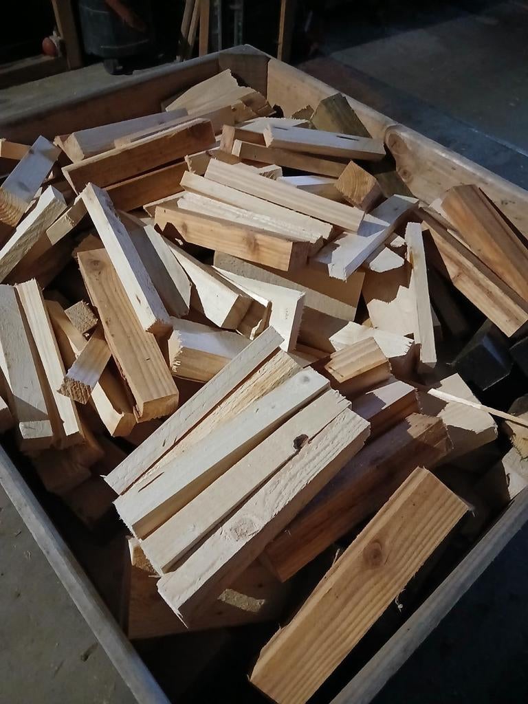 Plankjes en balkjes voor haardhout, Minder dan 3 m³, Ophalen of Verzenden, Overige houtsoorten, Blokken