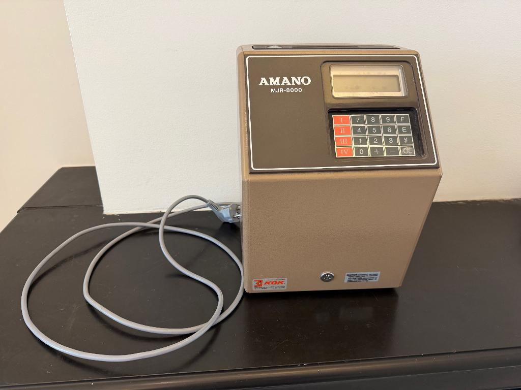 AMANO MJR-8000 klokmachine, inclusief klokkaarten, Ophalen