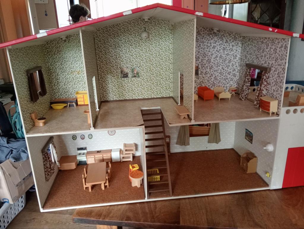 Handgemaakt Retro Poppenhuis met Meubels, Ophalen, Gebruikt, Poppenhuis