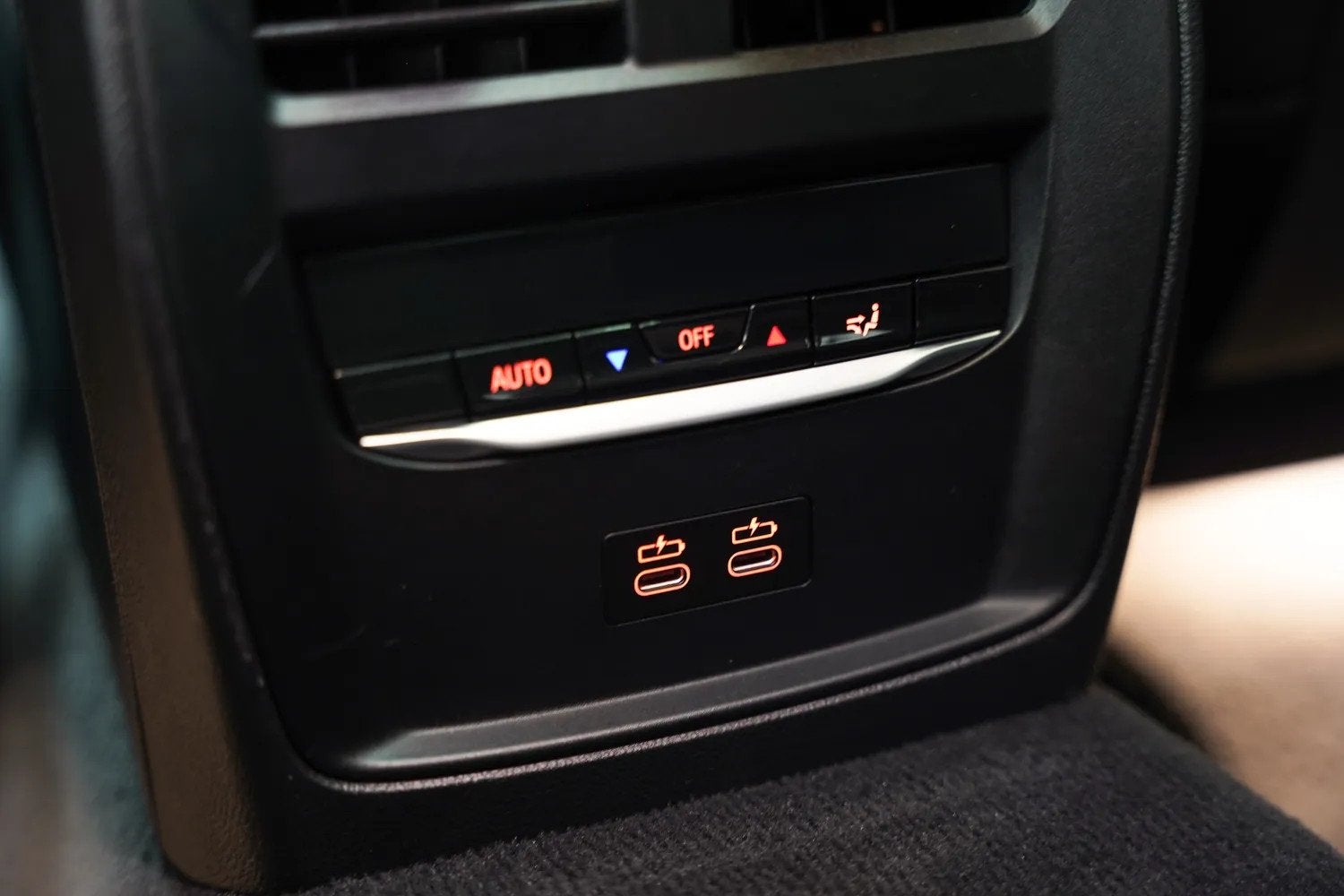 Foto 5 van BMW i4 eDrive40 84 kWh [ Schuifdak Sportstoelen Stoelverwarm