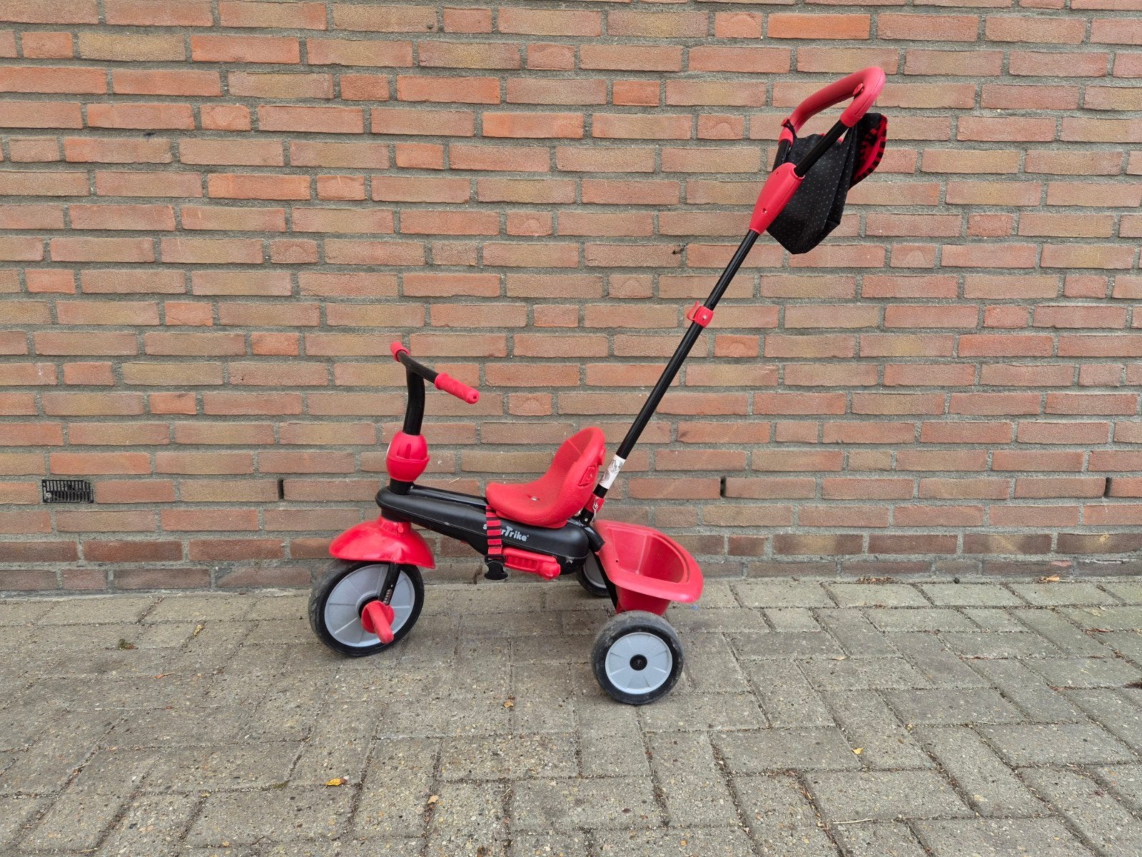 Smartrike driewieler rood met duwstang, Ophalen, Gebruikt