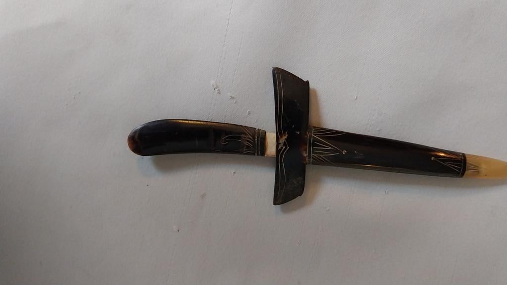Javaanse briefopener, Ophalen of Verzenden, Zo goed als nieuw, Vulpen, Overige merken