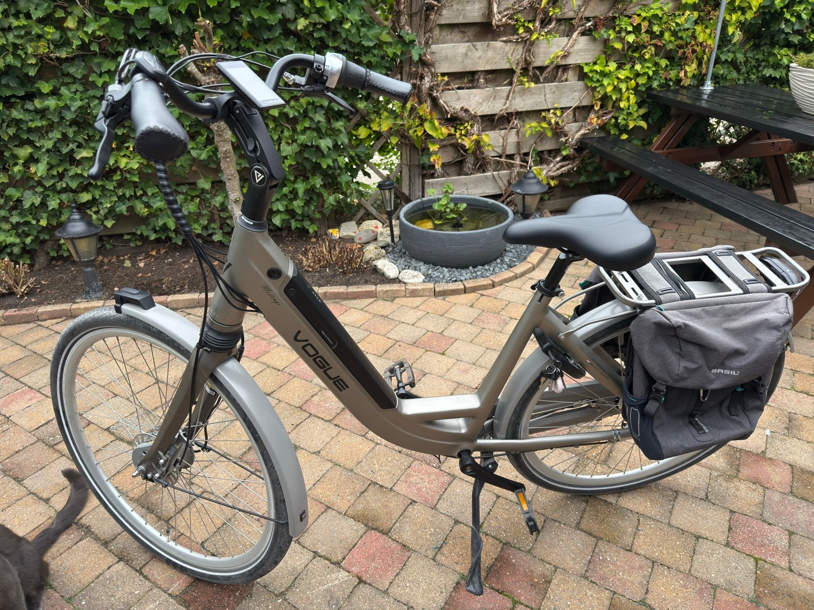 Vogue mestengo, 47 tot 51 cm, Ophalen, Zo goed als nieuw, Overige merken