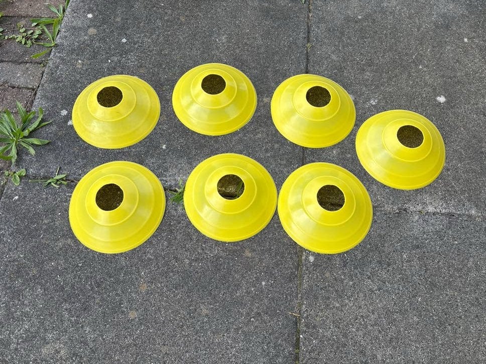 Gele pionnen set - 7 stuks, Ophalen, Gebruikt