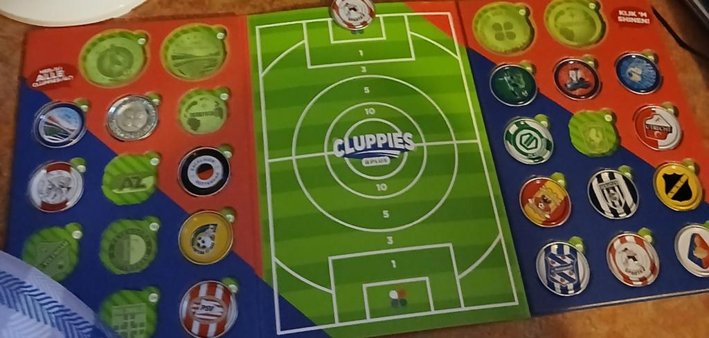 Ik zoek naar cluppies, Ophalen of Verzenden, Zo goed als nieuw, Overige binnenlandse clubs, Overige typen