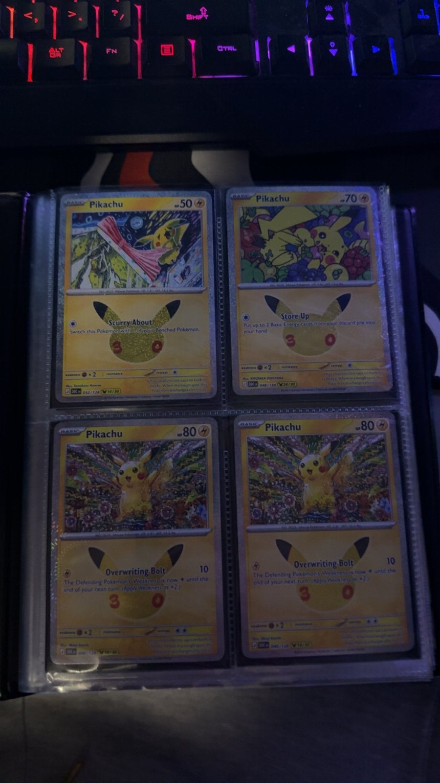 Foto 17 van Pokémon Celebrations Collectie - Charizard, Gengar, Moltres