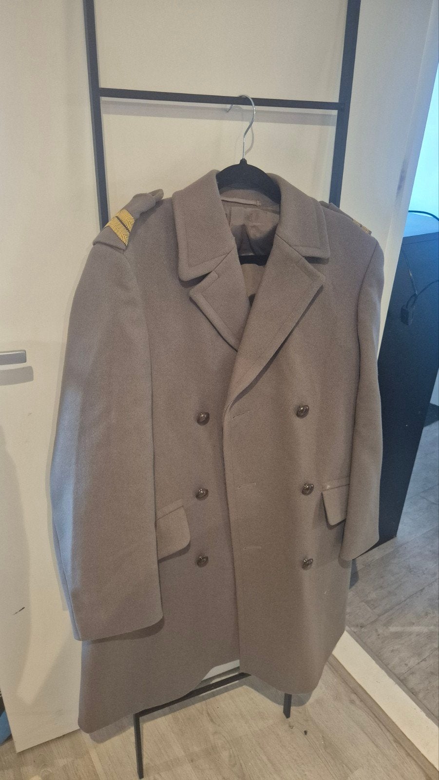Stijlvolle beige herenjas met epauletten xl, Ophalen of Verzenden