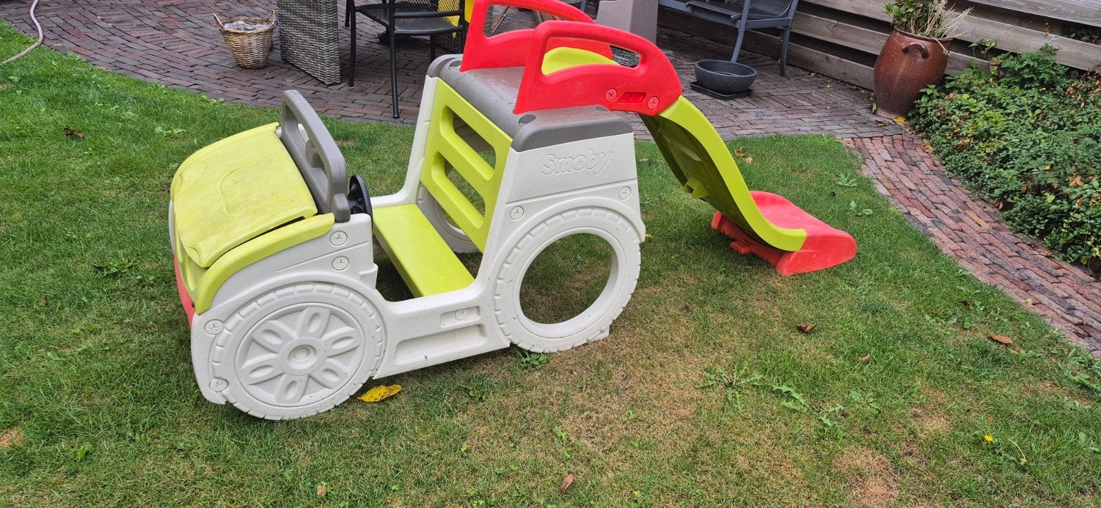 Smoby glijbaan met auto-ontwerp, Kinderen en Baby's, Speelgoed | Buiten | Speeltoestellen, Ophalen of Verzenden, Gebruikt, Glijbaan