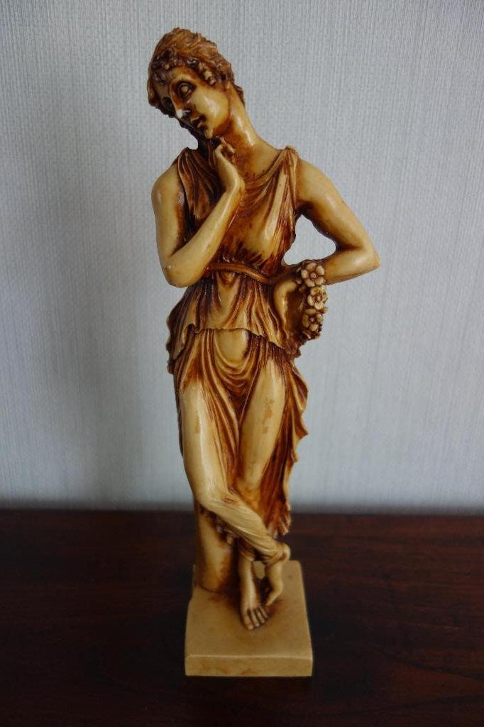 Beeld Romeinse vrouw, Ophalen of Verzenden, Zo goed als nieuw, Mens