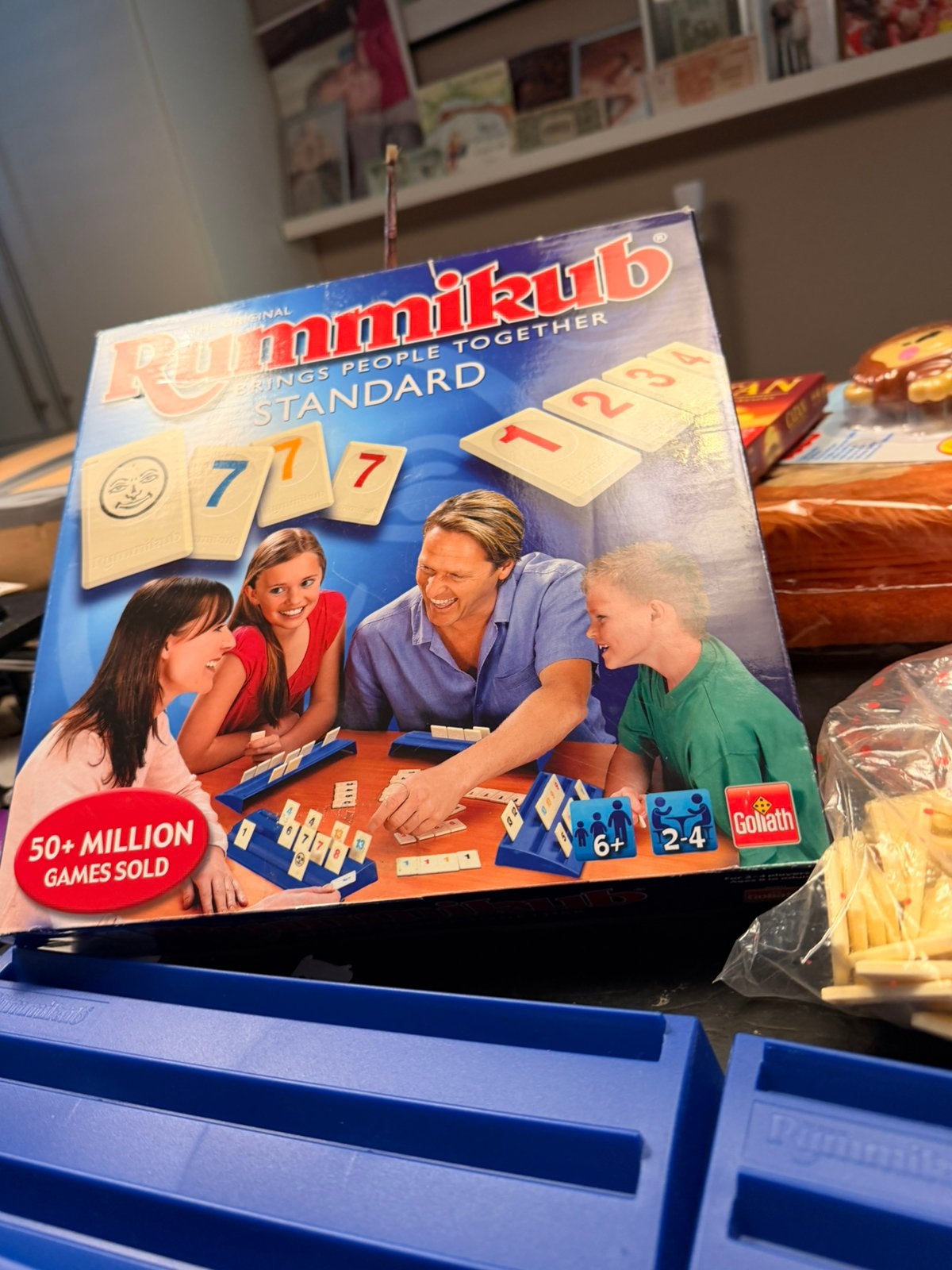 Mooi Rummikub spel met luxe plankjes, Hobby en Vrije tijd, Ophalen of Verzenden, Zo goed als nieuw