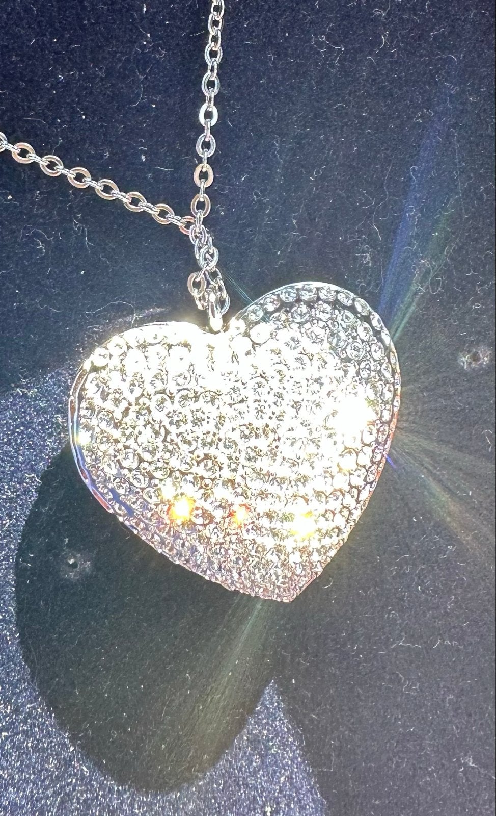 Swarovski ketting met hartvormige hanger en kristallen, Overige materialen, Zo goed als nieuw, Zilver, Ophalen