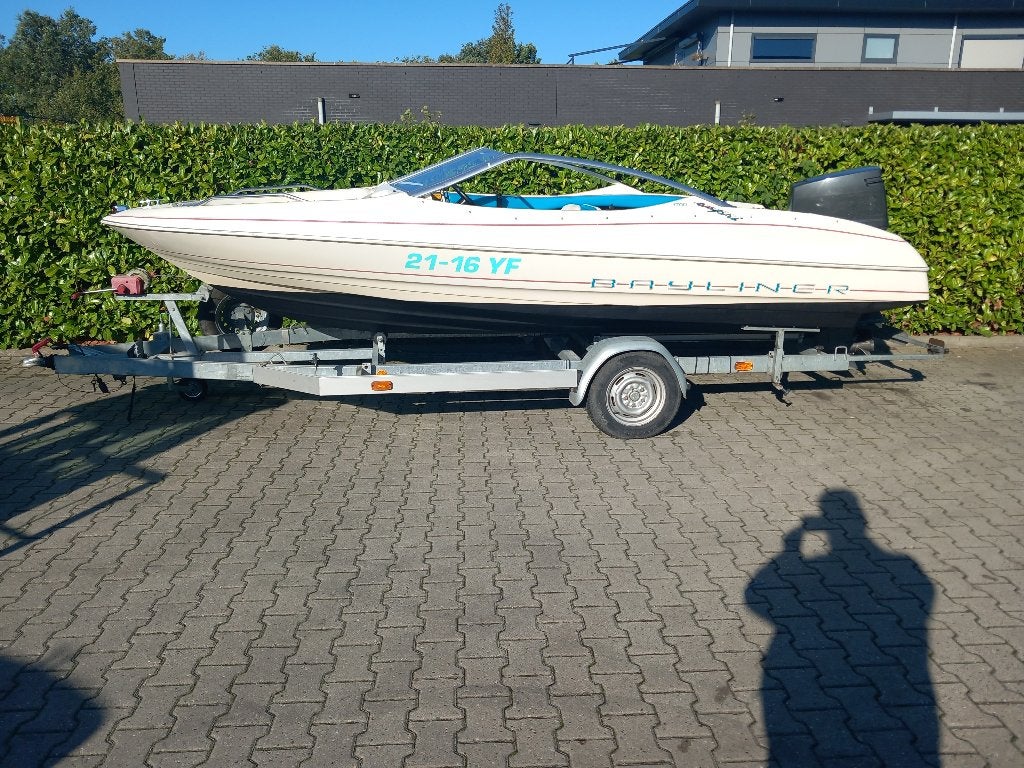 BAYLINER 1700 OPEN PUNT 70 PK +GEURDE TRAILER INRUIL MOGELIJ, Watersport en Boten, Gebruikt, Binnenboordmotor, Ophalen of Verzenden