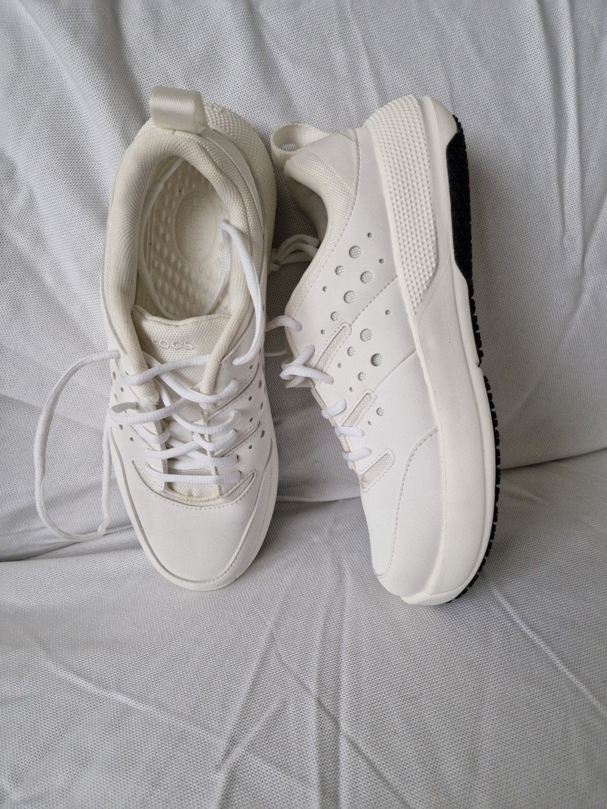 Crocs sneakers twee paar maat 42, Wit, Nieuw, Ophalen of Verzenden, Sneakers of Gympen