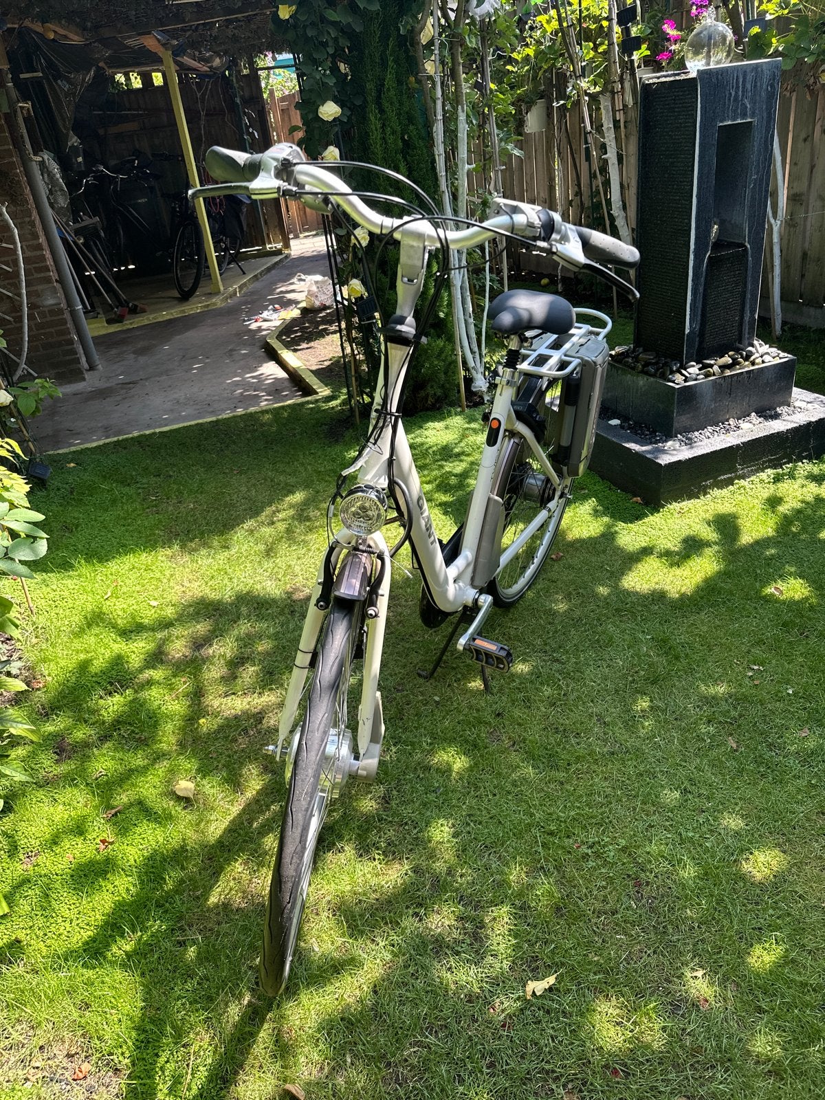 Giant Twist elektrische fiets met Drie  accu's, Gebruikt, 51 tot 55 cm, 50 km per accu of meer, Giant