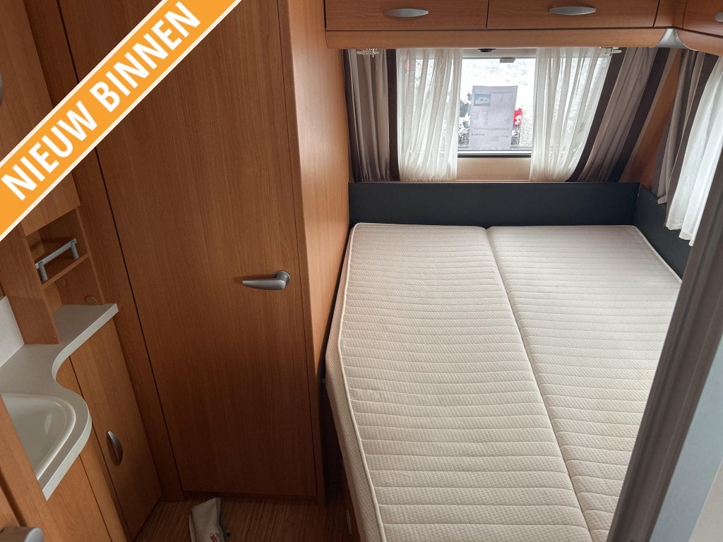 KNAUS 450 FU 2011 FRANS BED RONDZIT LUIFEL, Rondzit, Bedrijf, Info@knaus.de, Knaus