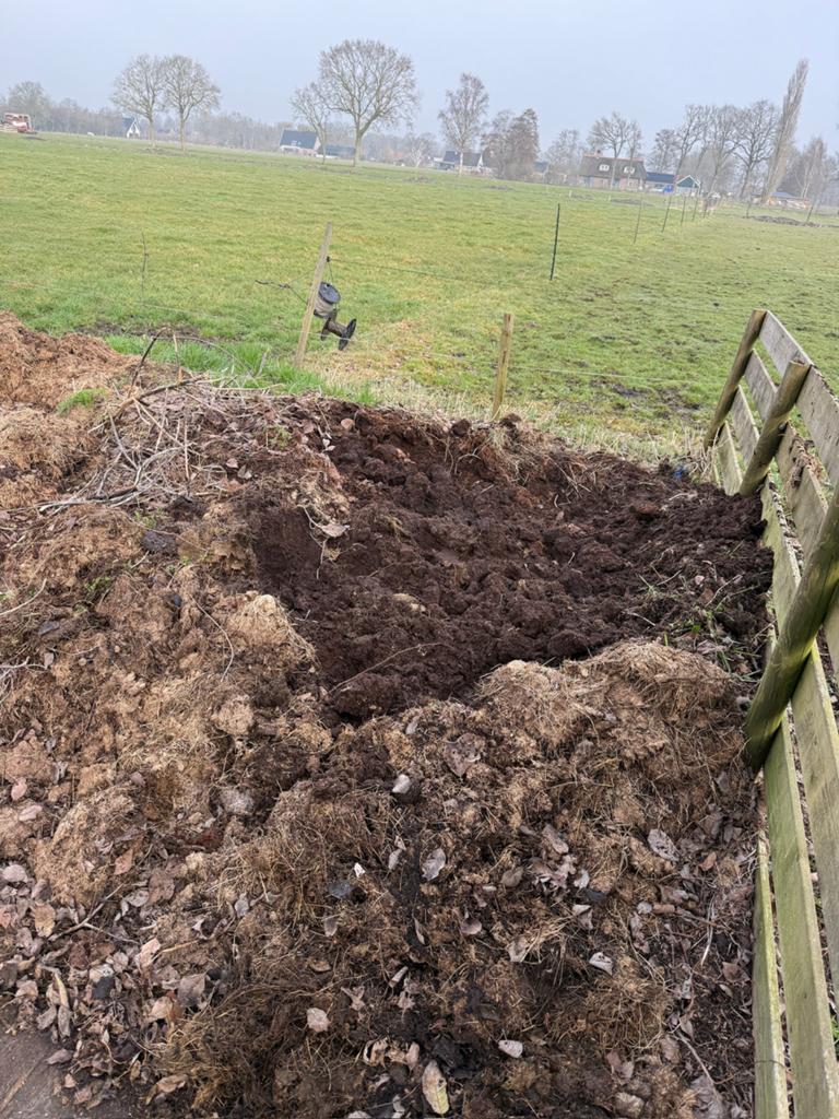 Paardenmest van vlasstooisel, Tuin en Terras, Aarde en Mest, Ophalen