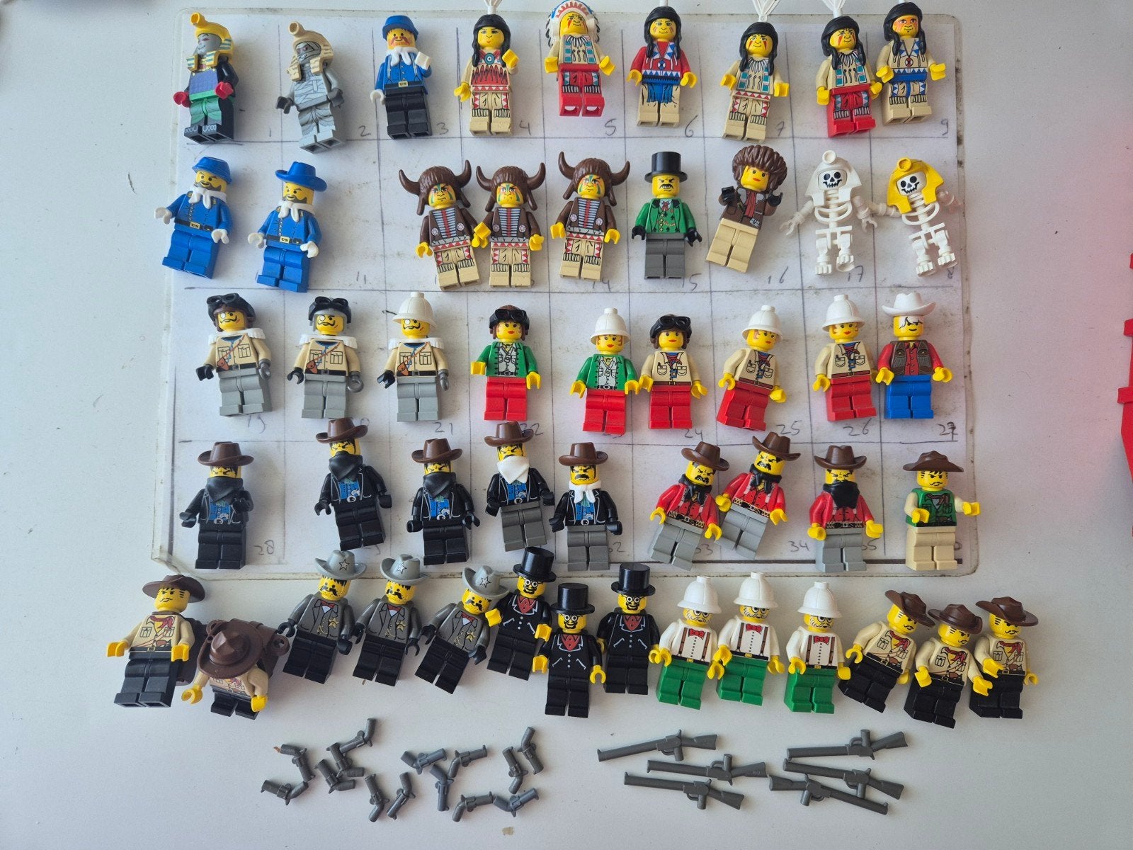lego mummy parachute indiaan cowboy adventure poppetjes, Ophalen of Verzenden