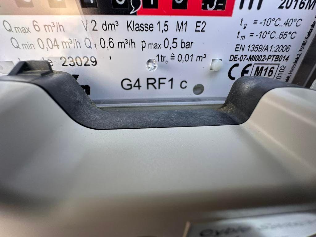 Gasmeter + ophangbeugel + Itron Cyble sensor V2, Doe-het-zelf en Verbouw, Elektra en Kabels, Gebruikt, Overige typen, Ophalen of Verzenden