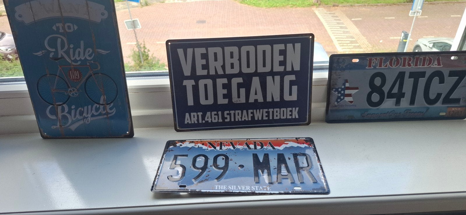Diverse decoratieve metalen borden en kentekenplaten, Ophalen of Verzenden, Gebruikt