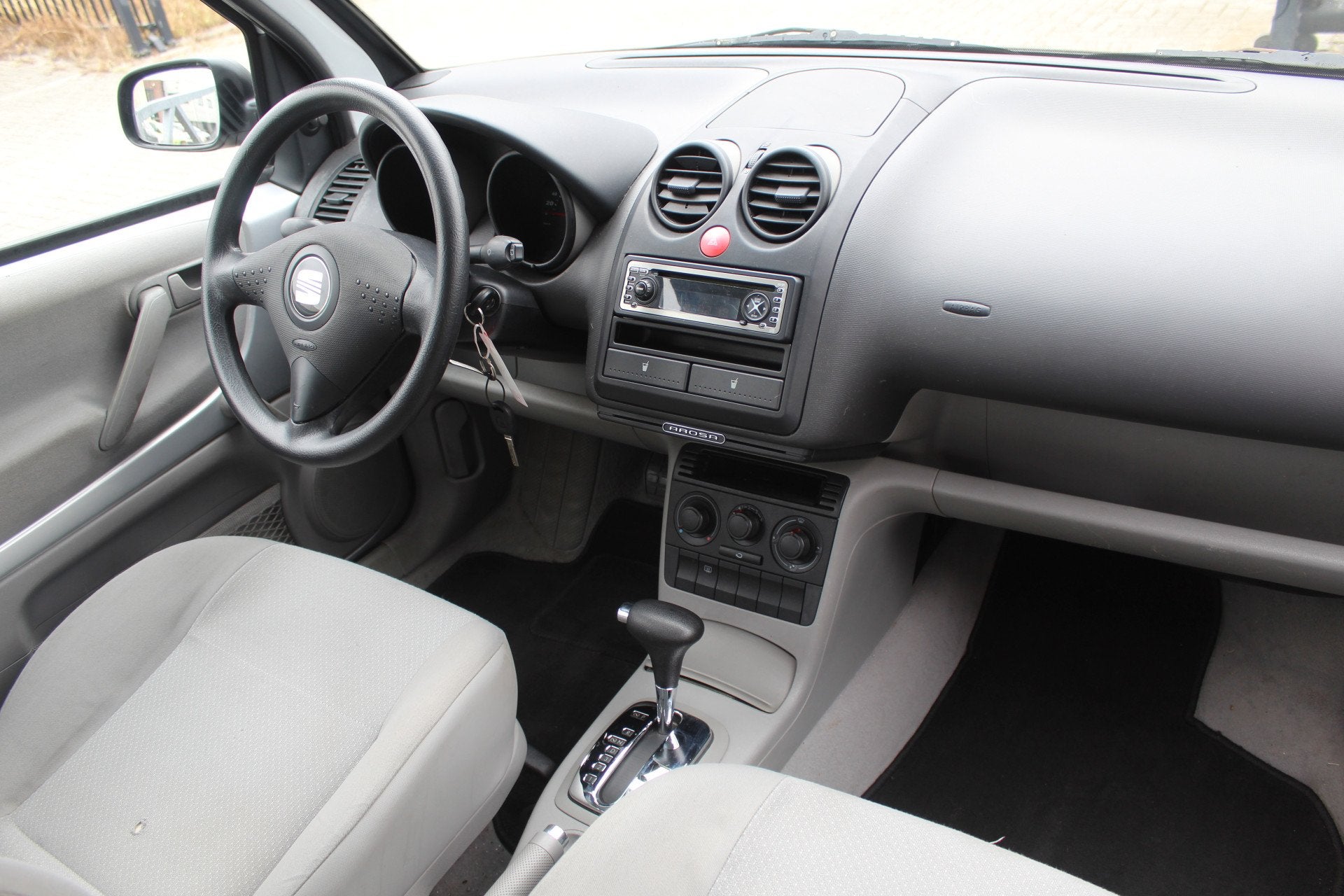 SEAT Arosa 1.4i Stella Automaat/Radio-CD speler/Orig NL/NAP., Auto's, Seat, Gebruikt, 31 €/maand, Airbags, Origineel Nederlands