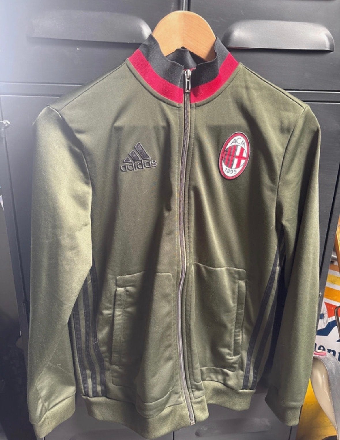 Adidas AC Milan trainingspak - Groen/Zwart - Maat L (13-14Y), Verzenden, Overige maten, Voetbal, Gedragen