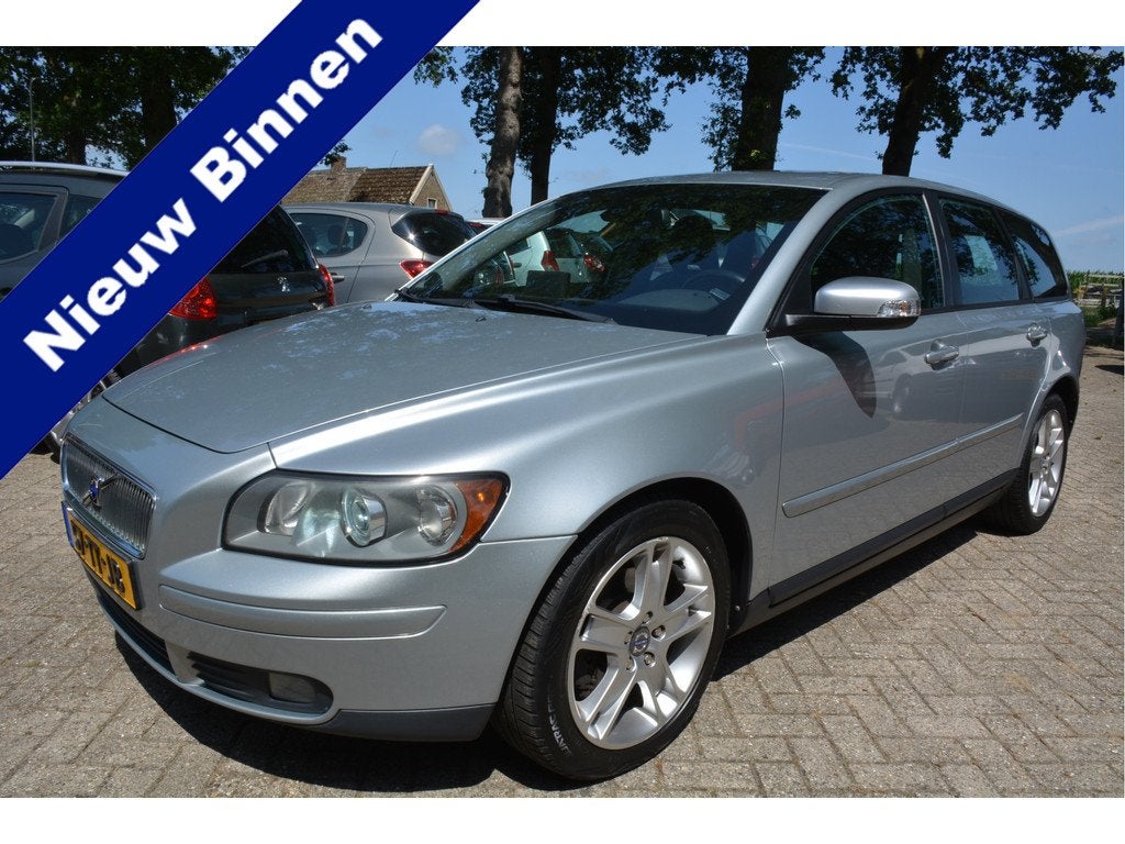 Volvo V50 2.4 Edition II Sport Automaat Trekhaak (bj 2007), Auto's, Volvo, Gebruikt, Zwart, 700 kg, 2435 cc