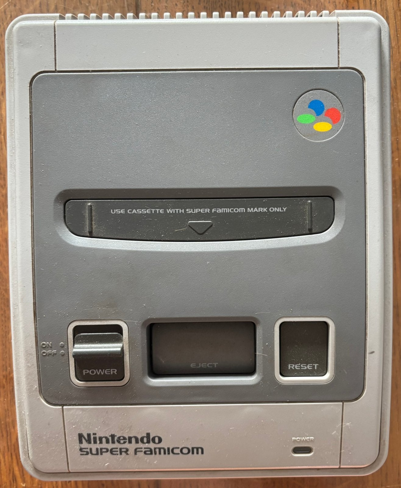 Nintendo Super Famicom 1-chip behuizing, Spelcomputers en Games, Spelcomputers | Nintendo Super NES, Ophalen of Verzenden, Zo goed als nieuw