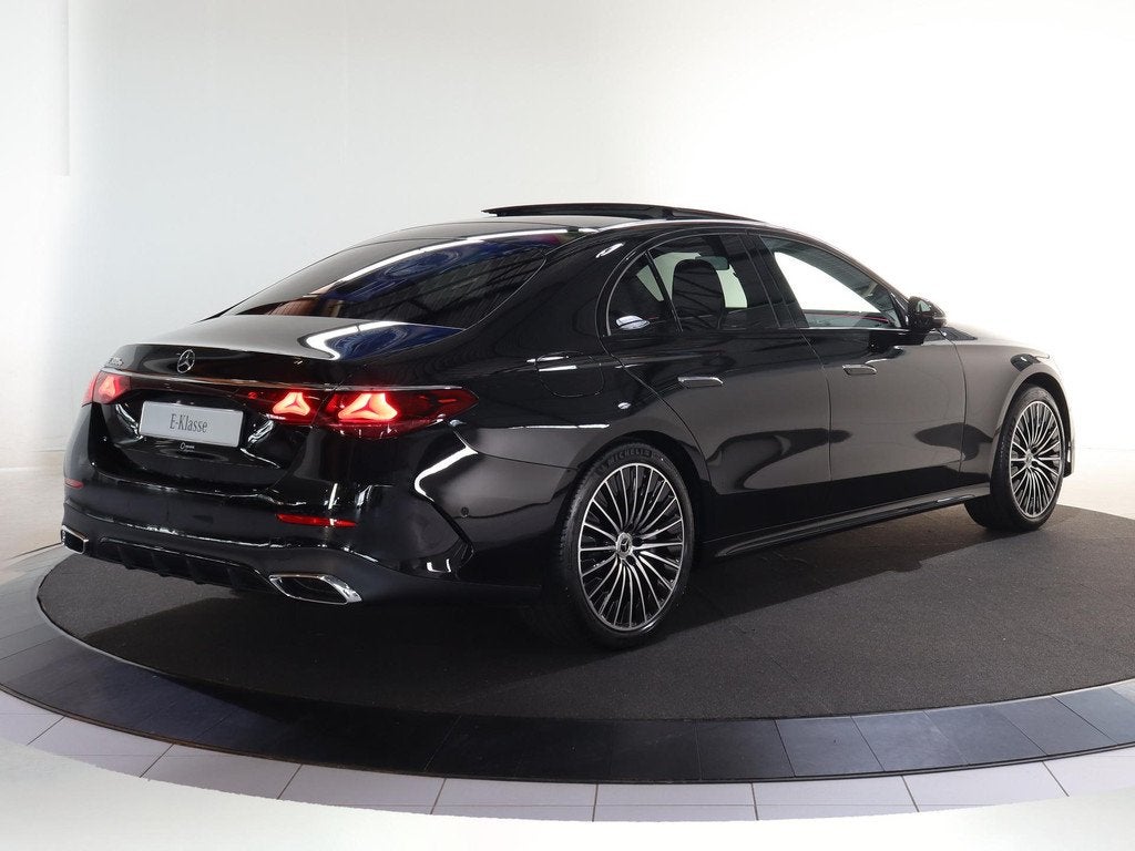 Mercedes-Benz E-Klasse 300e Sport Edition | Premium Plus | T, Auto's, Automaat, Achterwielaandrijving, 4 cilinders, Bedrijf