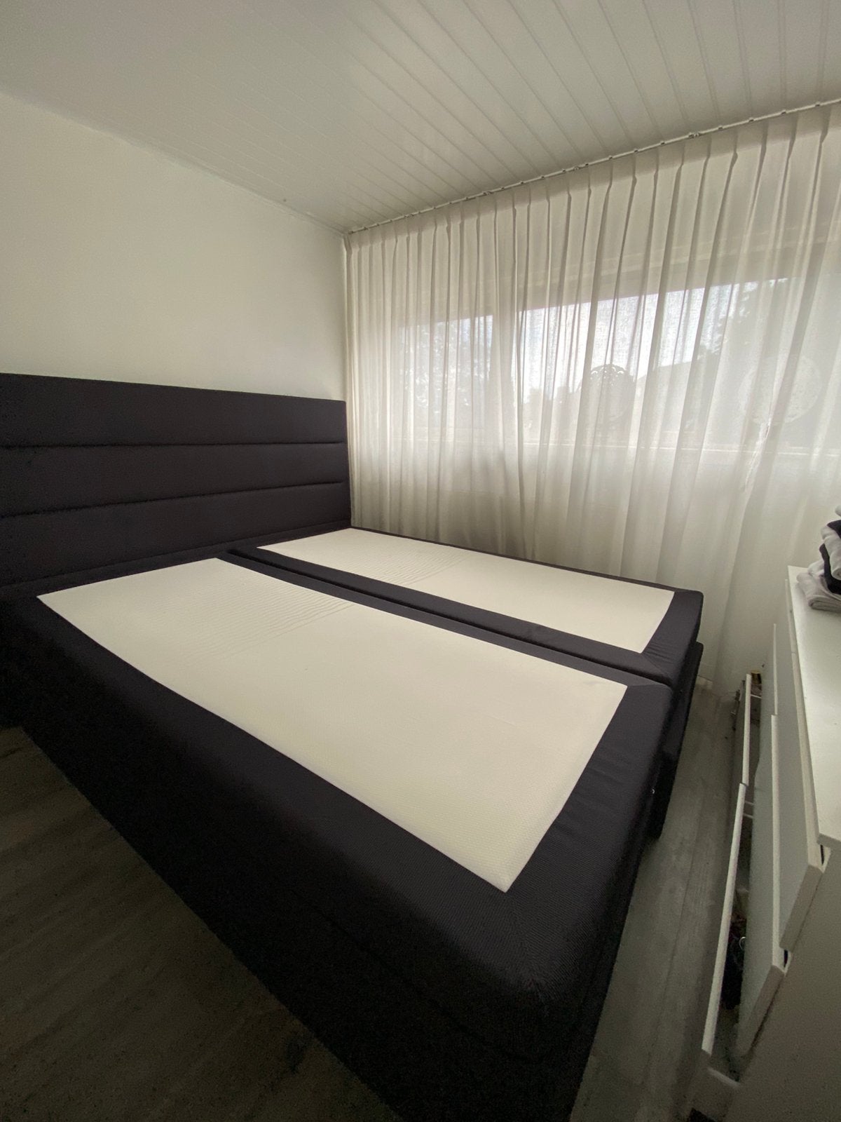 Mooie boxspring 180x210, Ophalen, 210 cm, Tweepersoons, Zo goed als nieuw