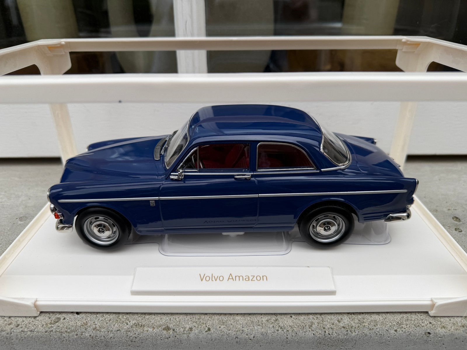 1:18 Volvo Amazon Midnight Blue 1966 Norev 188740, Hobby en Vrije tijd, Auto, Norev, 70-72 Av. de Bohlen, Vaulx-en-Velin, 69120, France
