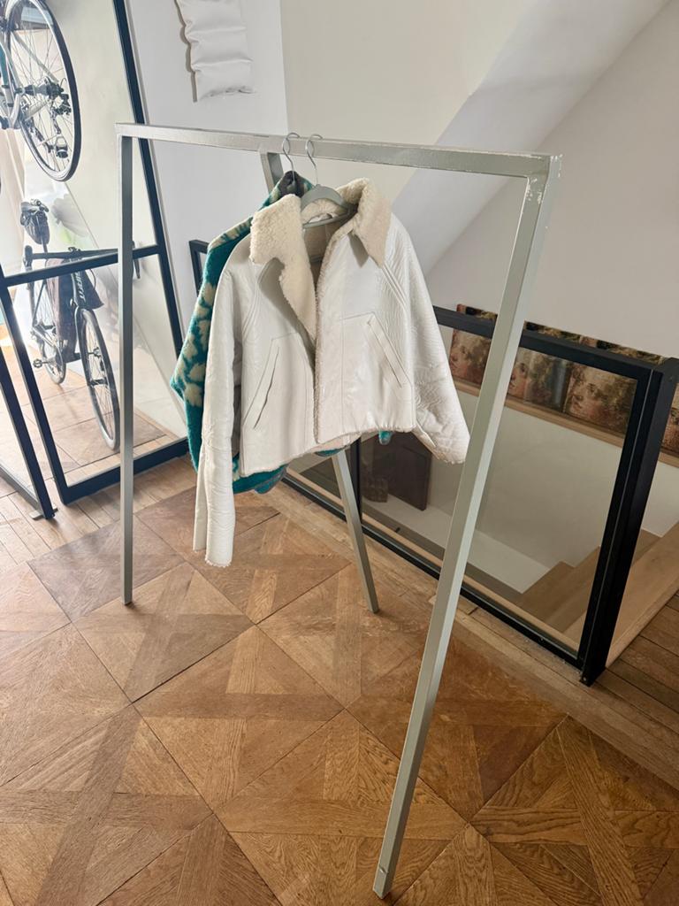 LOOP Stand Wardrobe - HAY design, Ophalen, Gebruikt