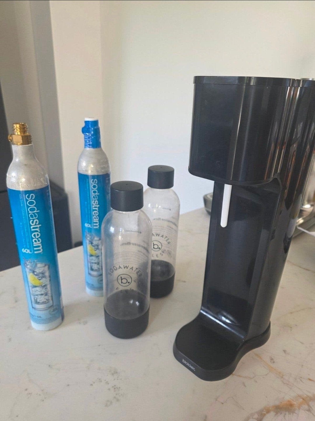 Complete Blokker Sodastream set met 2 cilinders en flessen, Ophalen of Verzenden, Gebruikt