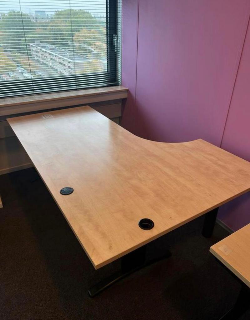 GRATIS OPHALEN VOOR 1 JUNI, Huis en Inrichting, Bureaus, Ophalen, Gebruikt, 120 cm, 180 cm