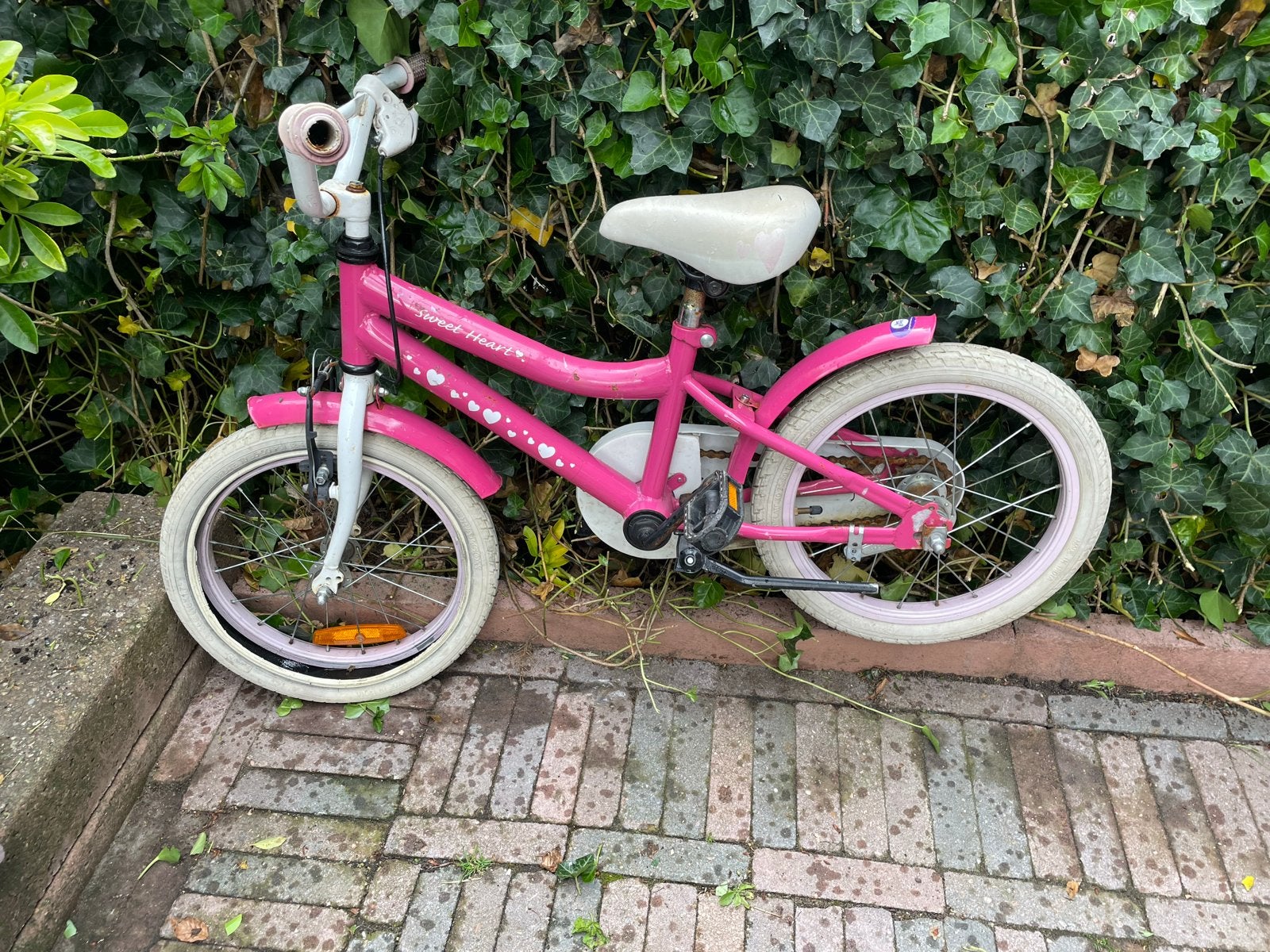 Roze kinderfiets - Nieuwe voorband nodig, verder prima!, Ophalen, Gebruikt, Terugtraprem, 16 tot 20 inch
