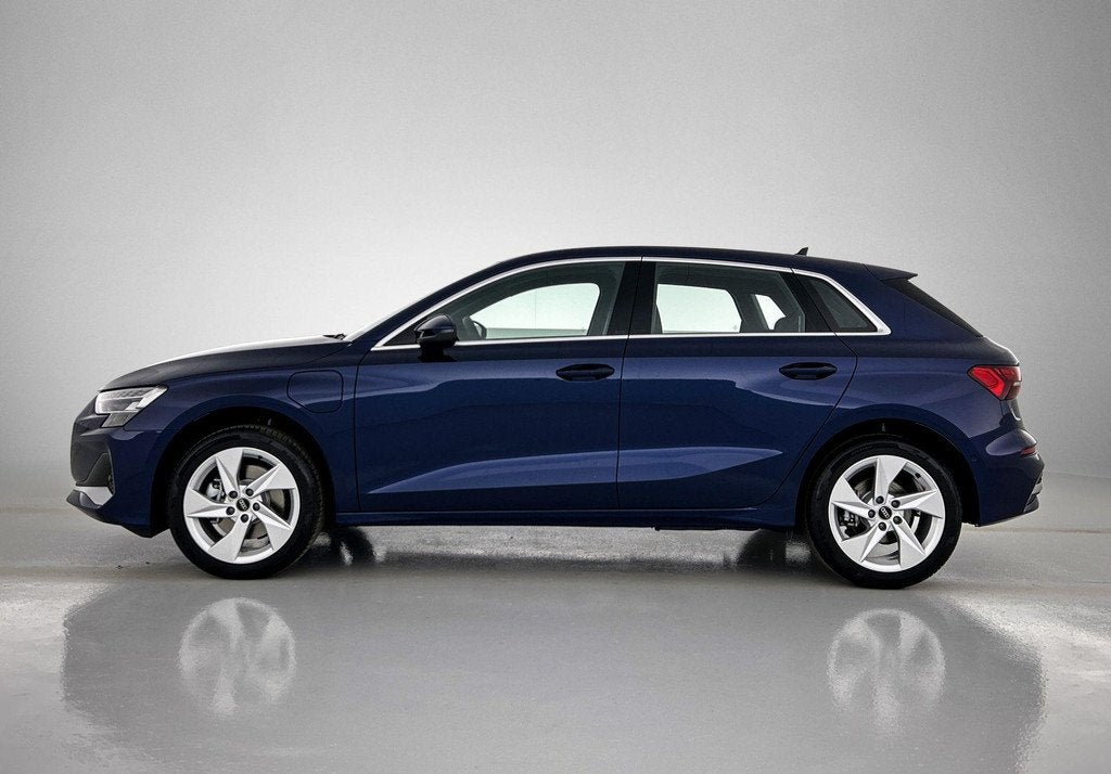 Audi A3 Sportback 40 TFSI e Advanced edition 204 PK | Automa, Auto's, Audi, Stof, 1498 cc, 4 cilinders, 26 kWh