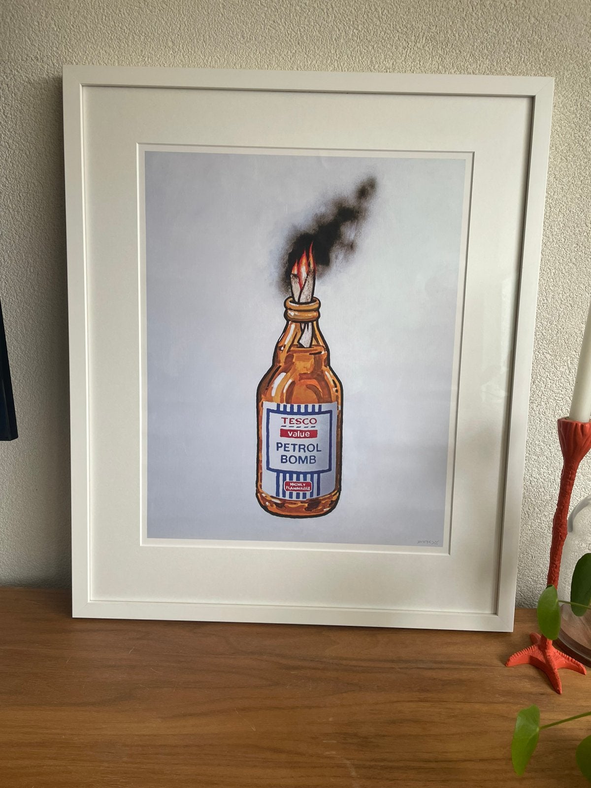Banksy – Tesco Value Petrol Bomb (2011) – Officiële uitgave, Antiek en Kunst, Kunst | Litho's en Zeefdrukken, Ophalen, Overige onderwerpen