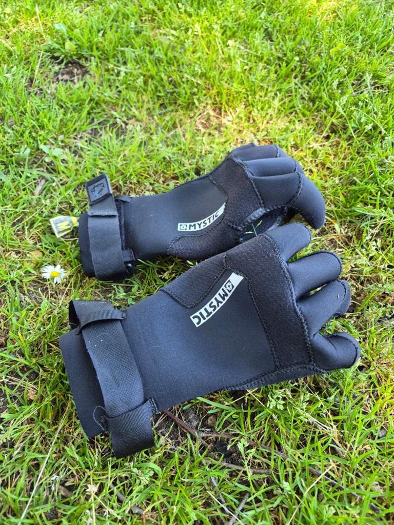 Mystic kite handschoenen, Mystic boots en ION cap, Ophalen of Verzenden