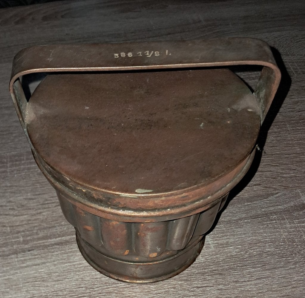 2 oude / vintage bakvormen, Antiek en Kunst, Curiosa en Brocante, Ophalen of Verzenden