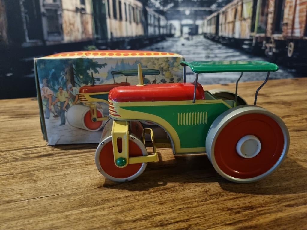 Vintage Blikken DDR Wals met originele doos, Antiek en Kunst, Antiek | Speelgoed, Ophalen of Verzenden