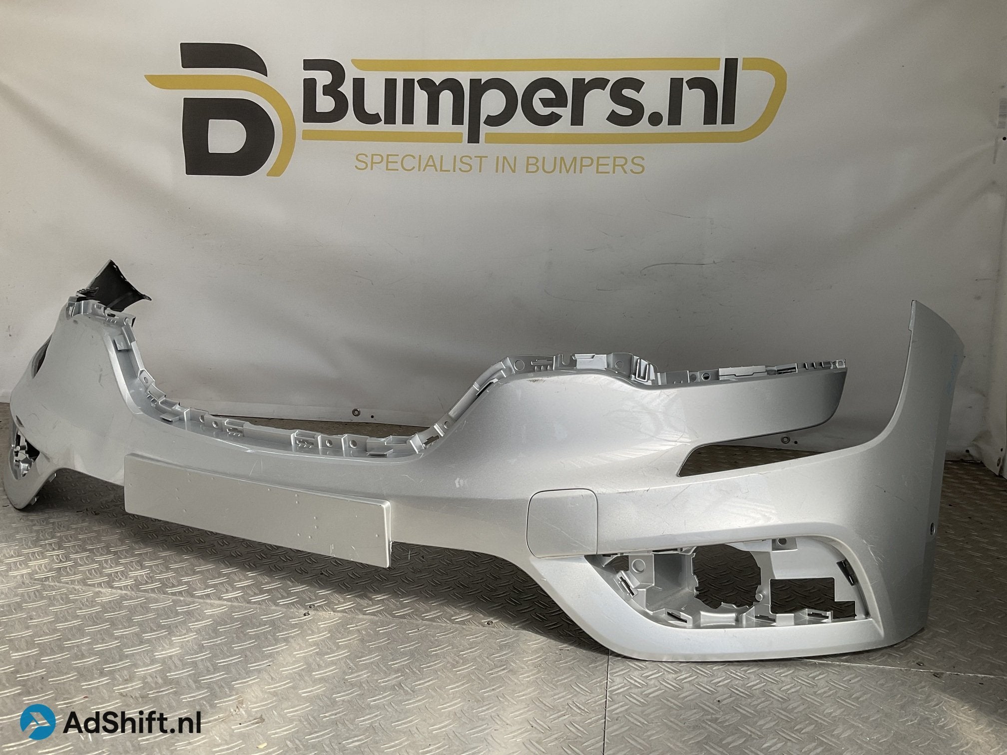 Bumper Renault Koleos 2 16-19 620225732R Voorbumper F4-23185, Auto-onderdelen, Bumper
