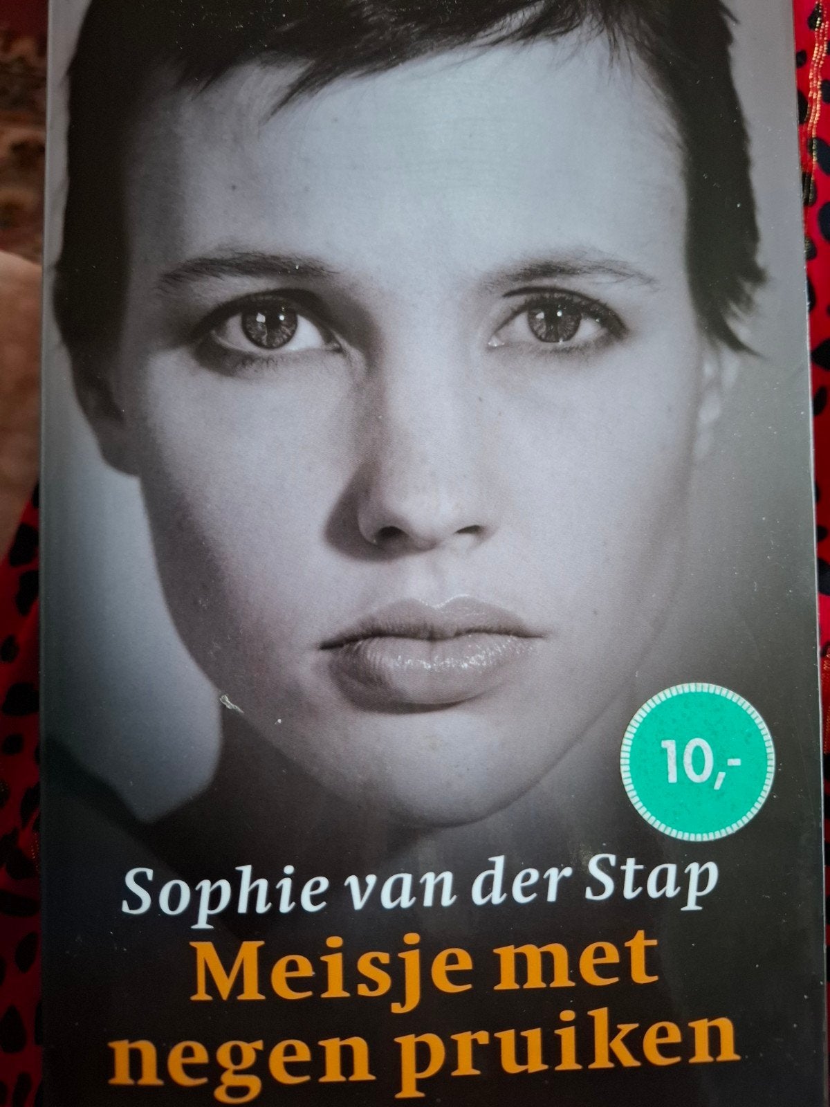 Meisje met negen pruiken., Ophalen of Verzenden, Nieuw, Sophie van der Stap