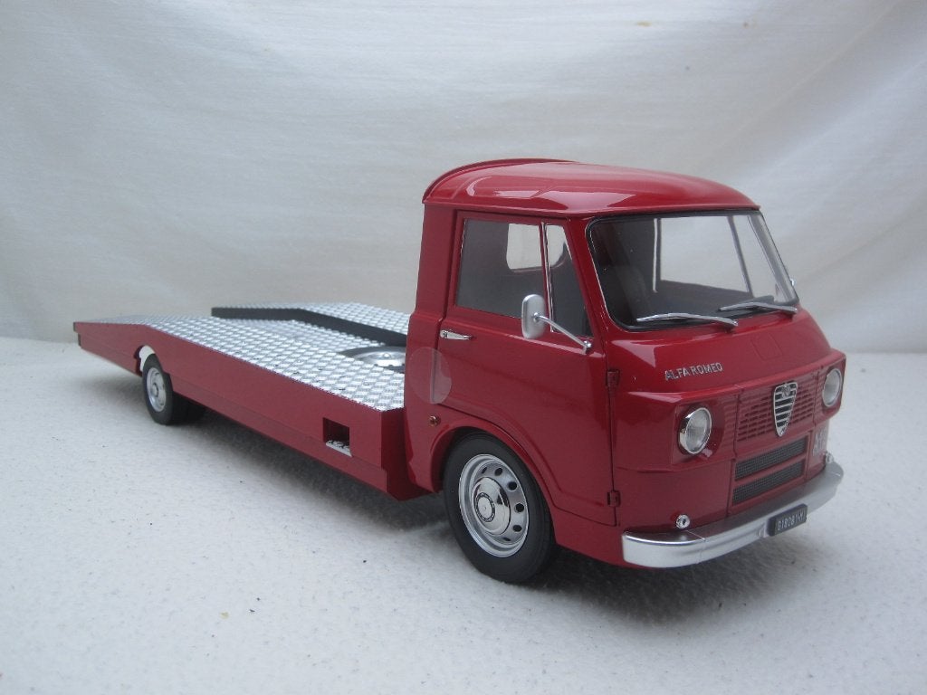 Alfa Romeo A12 (F12) Autotransporter 1977 rood 1:18 Mitica, Ophalen of Verzenden, Nieuw, Auto, Overige merken