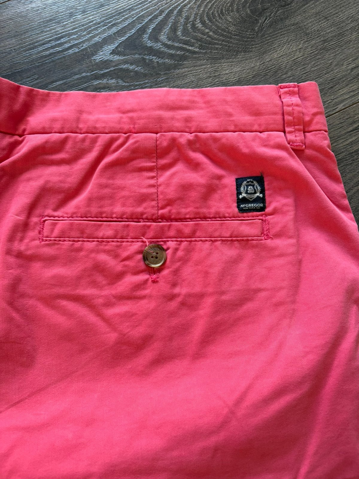 McGregor korte broek, Kleding | Heren, Ophalen of Verzenden, Zo goed als nieuw, Maat 56/58 (XL), Rood
