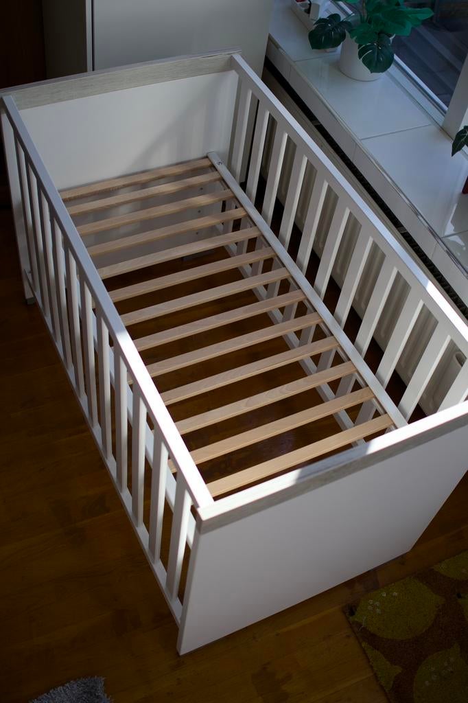 Babybedje voor 120x60 matras, Kinderen en Baby's, Kinderkamer | Bedden, Ophalen, Gebruikt, Minder dan 140 cm, Minder dan 70 cm