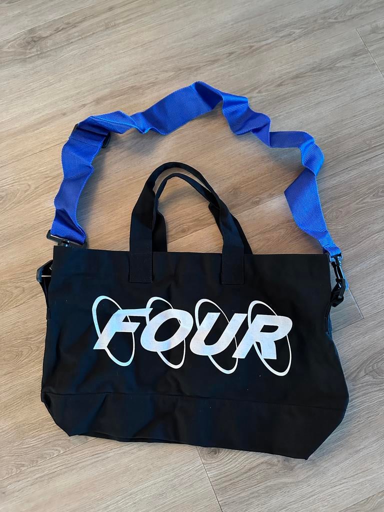 FOUR tas nieuw, Overige merken, 40 cm of meer, Nieuw, Ophalen of Verzenden