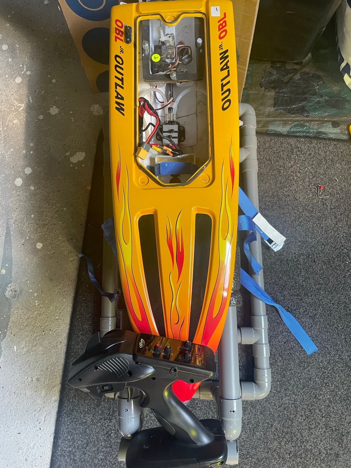 RC Speedboot OBL Jr. Outlaw met afstandsbediening, Hobby en Vrije tijd, Modelbouw | Boten en Schepen, Ophalen, Gebruikt, Overige merken